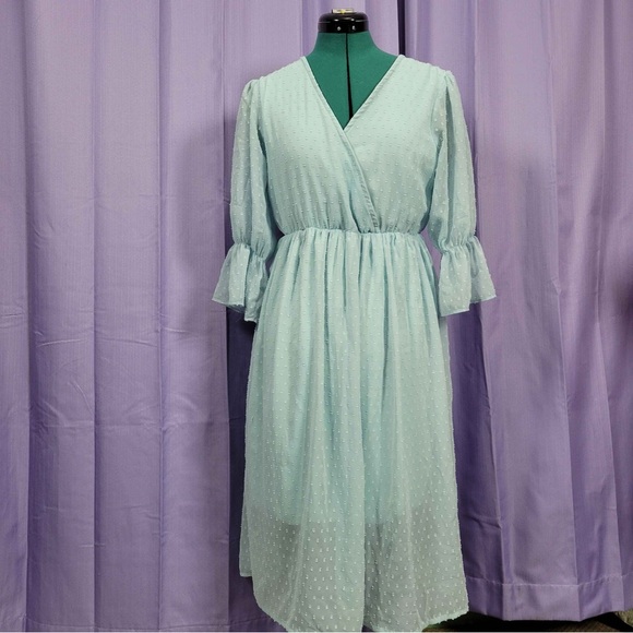 Boohoo Light Blue Summer Dress - Picture 1 of 3